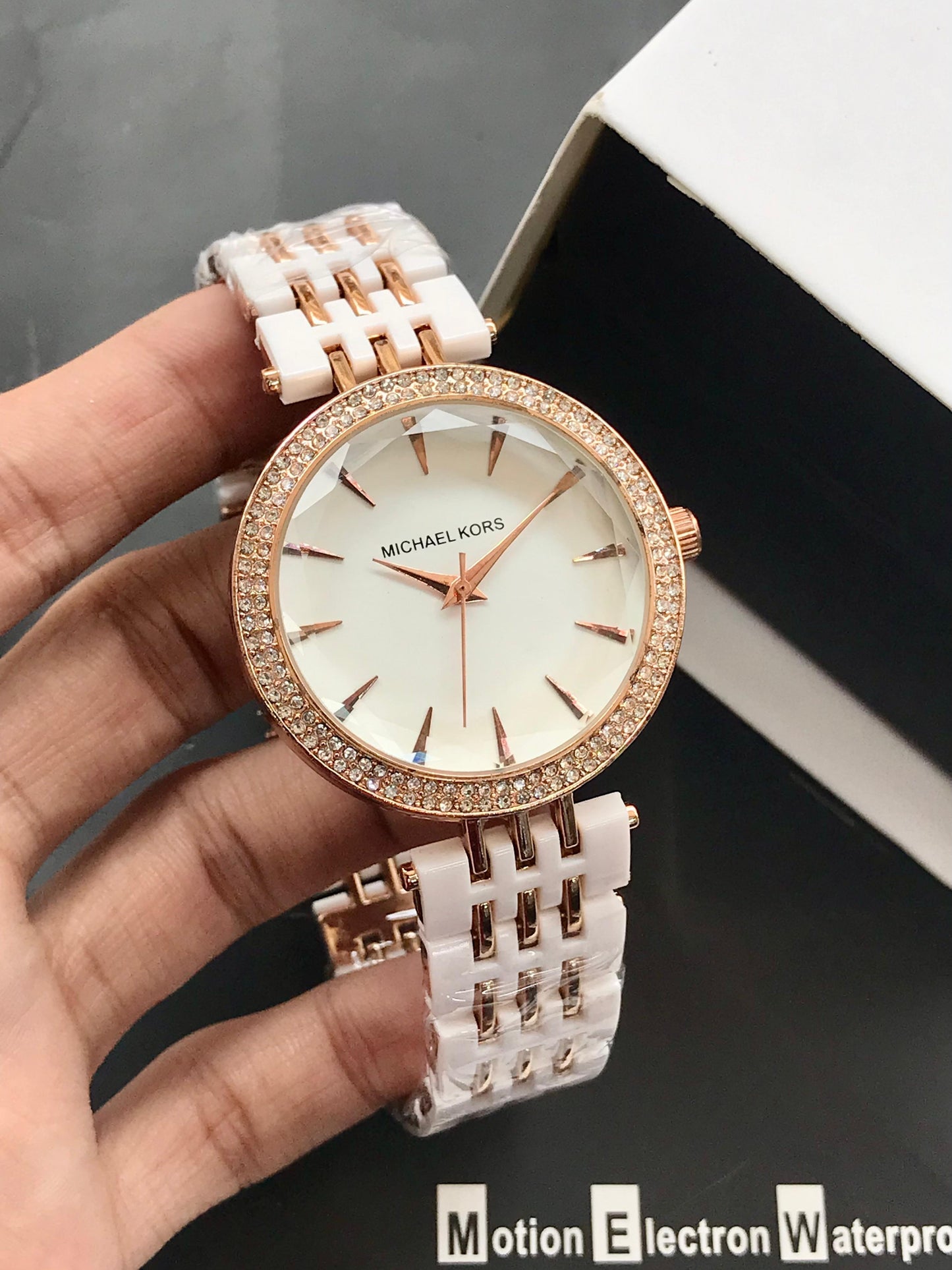 LADIES WATCH 🔥